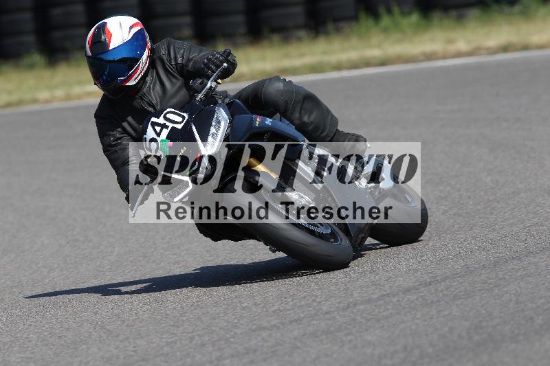 /Archiv-2022/25 16.06.2022 TZ Motorsport ADR/Gruppe gruen/540